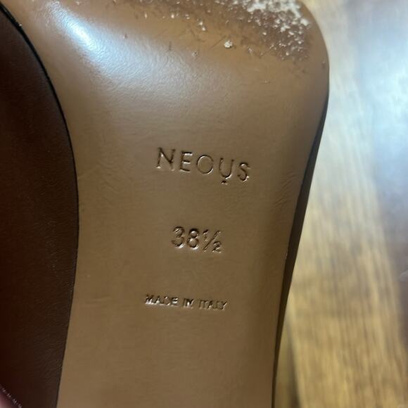 NEOUS JUMEL MULES CHOCOLATE LEATHER SIZE 38.5 CUTOUT-TOE HEELS - Picture 6 of 6